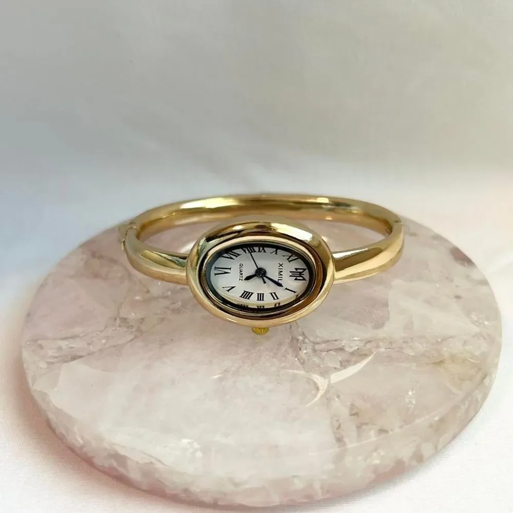 Vintage Inspired Luxury Gold Tone Watch